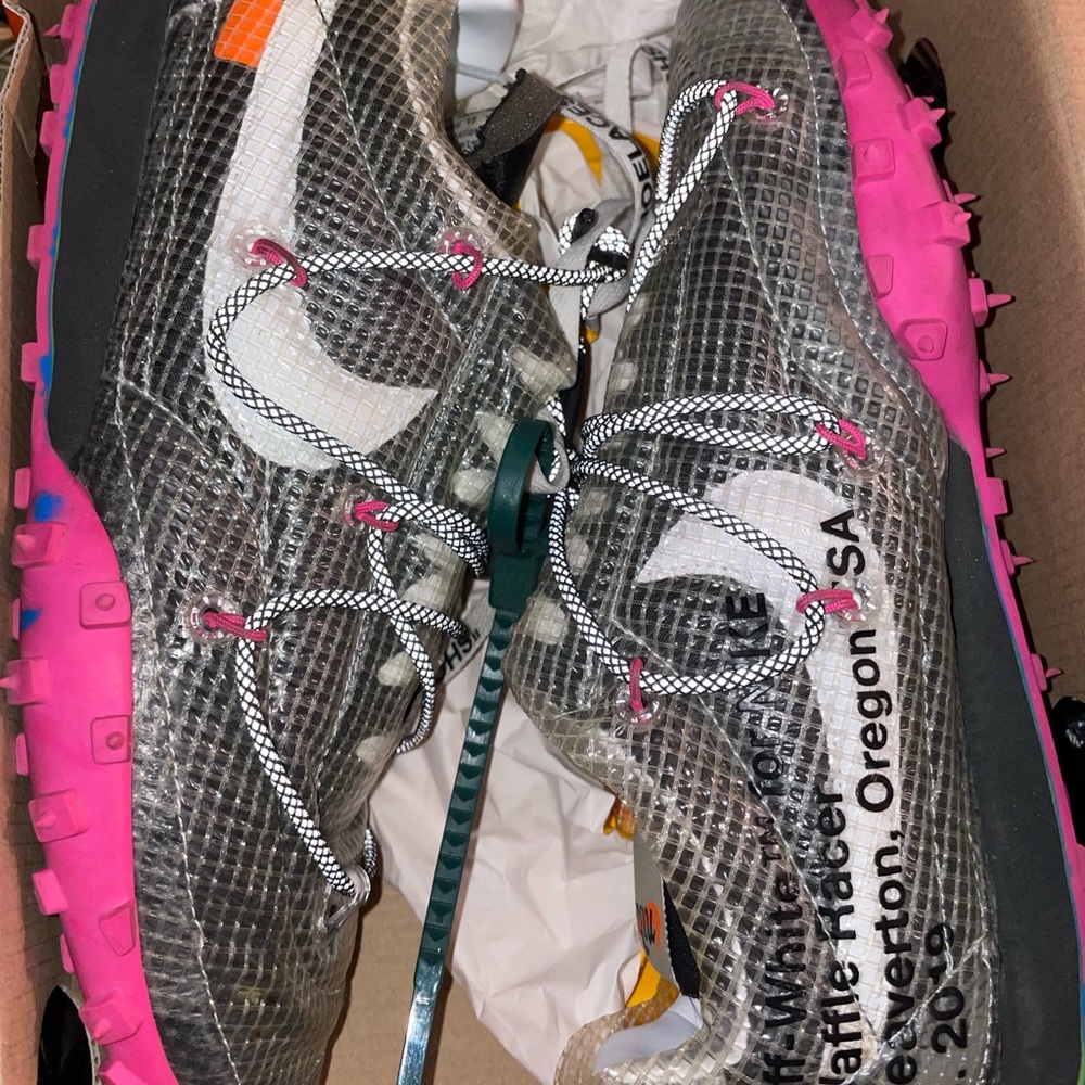 Off-white waffle racer